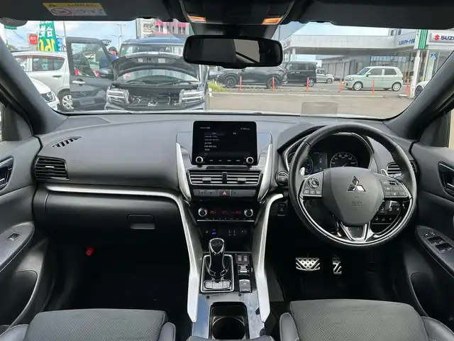 三菱 エクリプス クロス ＰＨＥＶ P 宮城県 2020(令2)年 8.3万km ホワイトダイヤモンド e-アシスト/・衝突被害軽減ブレーキシステム/・車線逸脱警報システム/・レーダークルーズコントロール/・オートマチックハイビーム/・誤発進抑制機能/・後側方車両検知警報システム/・後退時車両検知警報システム/スマートフォン連携ナビゲーション/・Bluetooth/・フルセグTV/マルチアラウンドモニター/ETC/AC100V/1500W電源/ヘッドアップディスプレイ/ハーフレザーシート/パワーシート/シートヒーター/ステアリングヒーター/LEDヘッドランプ/LEDフロントフォグランプ/オートライト/スマートキー＆プッシュスタート/電動格納ミラー/純正１８インチアルミホイール/純正フロアマット/スペアキー