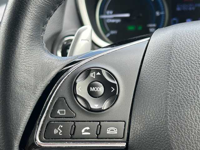 三菱 エクリプス クロス ＰＨＥＶ P 宮城県 2020(令2)年 8.3万km ホワイトダイヤモンド e-アシスト/・衝突被害軽減ブレーキシステム/・車線逸脱警報システム/・レーダークルーズコントロール/・オートマチックハイビーム/・誤発進抑制機能/・後側方車両検知警報システム/・後退時車両検知警報システム/スマートフォン連携ナビゲーション/・Bluetooth/・フルセグTV/マルチアラウンドモニター/ETC/AC100V/1500W電源/ヘッドアップディスプレイ/ハーフレザーシート/パワーシート/シートヒーター/ステアリングヒーター/LEDヘッドランプ/LEDフロントフォグランプ/オートライト/スマートキー＆プッシュスタート/電動格納ミラー/純正１８インチアルミホイール/純正フロアマット/スペアキー