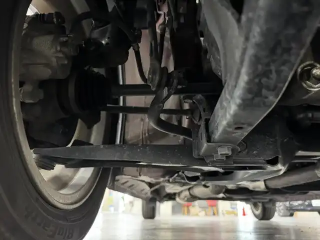 ホンダ Ｎ ＯＮＥ G ローダウン 三重県 2017(平29)年 6.7万km ミラノレッド ガソリン/FF/インパネCVT/ケンウッド 7インチ『彩速ナビ』 MDV-S707/（AM/FM/CD/DVD/iPod/USB/SD/内蔵メモリ/TV/Bluetooth/SMART USEN）/バックカメラ/ETC/安全/・VSA（ABS・横滑り抑制・TCS）/・運転席・助手席エアバッグ/など/装備/・オートエアコン/・オートライト/・キセノンヘッドライト/・ステアリングスイッチ/・ECONスイッチ/・プッシュスタート/・スマートキーx2/・電動格納ドアミラー/・純正14inAW/・2トーン外装色『ミラノレッド＆ブラック』［R81E］/など