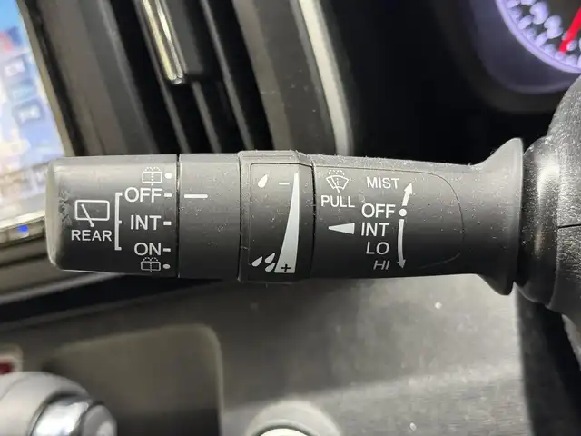 ホンダ Ｎ ＯＮＥ G ローダウン 三重県 2017(平29)年 6.7万km ミラノレッド ガソリン/FF/インパネCVT/ケンウッド 7インチ『彩速ナビ』 MDV-S707/（AM/FM/CD/DVD/iPod/USB/SD/内蔵メモリ/TV/Bluetooth/SMART USEN）/バックカメラ/ETC/安全/・VSA（ABS・横滑り抑制・TCS）/・運転席・助手席エアバッグ/など/装備/・オートエアコン/・オートライト/・キセノンヘッドライト/・ステアリングスイッチ/・ECONスイッチ/・プッシュスタート/・スマートキーx2/・電動格納ドアミラー/・純正14inAW/・2トーン外装色『ミラノレッド＆ブラック』［R81E］/など
