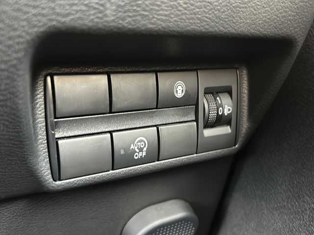 日産 デイズ ハイウェイスターG ターボ 静岡県 2022(令4)年 1.1万km グレーⅡ 純正ナビ/・ipod/SD/USB/SD/DVD/Bluetooth/・ラジオ/フルセグTV/主要装備/・全方位カメラ　/・ドライブレコーダー　/・ＥＴＣ２．０　/・ステアリングリモコン　/・アイドリングストップ　/・オートライト　/・オートハイビーム　/・エマージェンシーブレーキ　/・ＳＯＳコール　/・ＬＥＤヘッドライト/・プッシュスタート/・スマートキー/・フォグランプ/・純正フロアマット/・純正アルミホイール