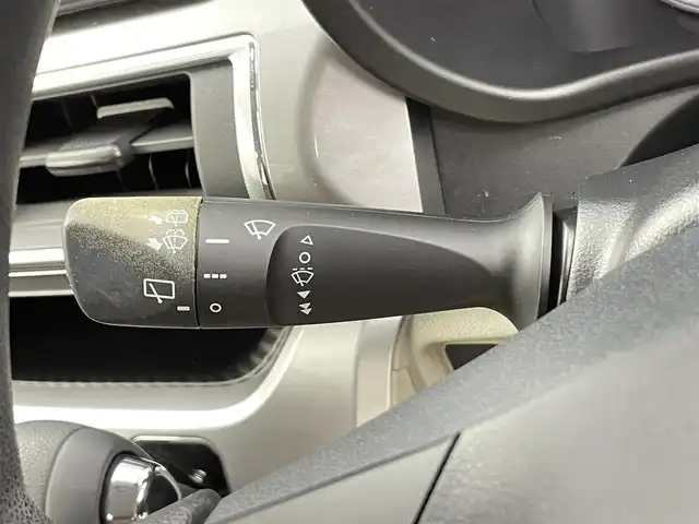 ダイハツ キャスト スタイル X SAⅡ 千葉県 2016(平28)年 5.2万km ライトローズマイカメタリック 禁煙車/スマートアシストII/・衝突回避支援ブレーキ/・衝突警報機能/・車線逸脱警報機能/・誤発進抑制制御機能/・先行車発進お知らせ機能/純正7インチナビ/純正フロアマット/ドアバイザー/プッシュスタート