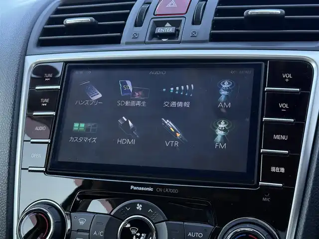 スバル レヴォーグ 1．6GT－S アイサイト 青森県 2014(平26)年 6.5万km クリスタルホワイトP 4WD/純正SDナビ・フルセグTV/CD・DVD・SD/バックカメラ/前席パワーシート/アイサイトver3/プリクラッシュブレーキ/追従クルーズコントロール/アクティブレーンキープ/サイド・カーテンエアバッグ/パドルシフト/ビルトインETC/前方ドライブレコーダー/純正フロアマット/LEDヘッドライト/フォグランプ/リアフォグランプ/社外17インチアルミ