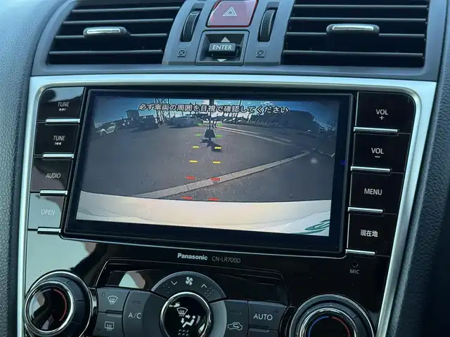 スバル レヴォーグ 1．6GT－S アイサイト 青森県 2014(平26)年 6.5万km クリスタルホワイトP 4WD/純正SDナビ・フルセグTV/CD・DVD・SD/バックカメラ/前席パワーシート/アイサイトver3/プリクラッシュブレーキ/追従クルーズコントロール/アクティブレーンキープ/サイド・カーテンエアバッグ/パドルシフト/ビルトインETC/前方ドライブレコーダー/純正フロアマット/LEDヘッドライト/フォグランプ/リアフォグランプ/社外17インチアルミ