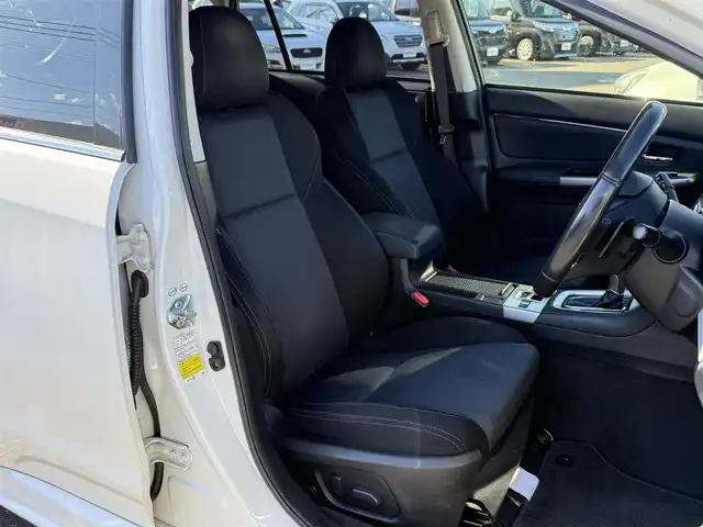 スバル レヴォーグ 1．6GT－S アイサイト 青森県 2014(平26)年 6.5万km クリスタルホワイトP 4WD/純正SDナビ・フルセグTV/CD・DVD・SD/バックカメラ/前席パワーシート/アイサイトver3/プリクラッシュブレーキ/追従クルーズコントロール/アクティブレーンキープ/サイド・カーテンエアバッグ/パドルシフト/ビルトインETC/前方ドライブレコーダー/純正フロアマット/LEDヘッドライト/フォグランプ/リアフォグランプ/社外17インチアルミ