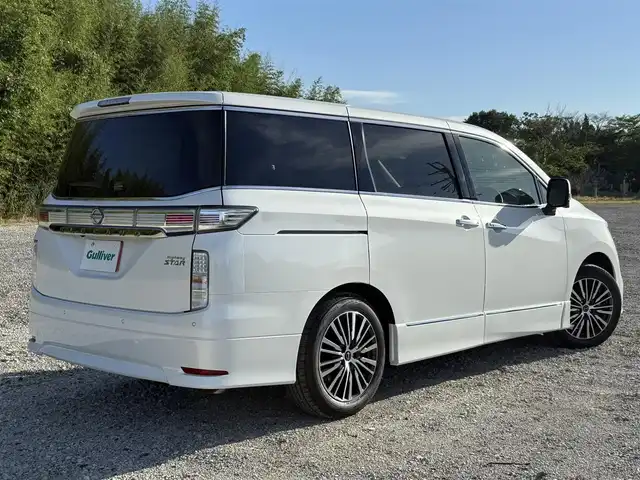 日産 エルグランド 250ハイウェイスターS 兵庫県 2025(令7)年 0.1千km ピュアホワイトパール アラウンドビューモニタ-/BSM/レーダークルコン/レーンキープ/オートハイビーム/両側パワースライドドアパワーバックドア/ハーフレザーシート/Ｗエアコン