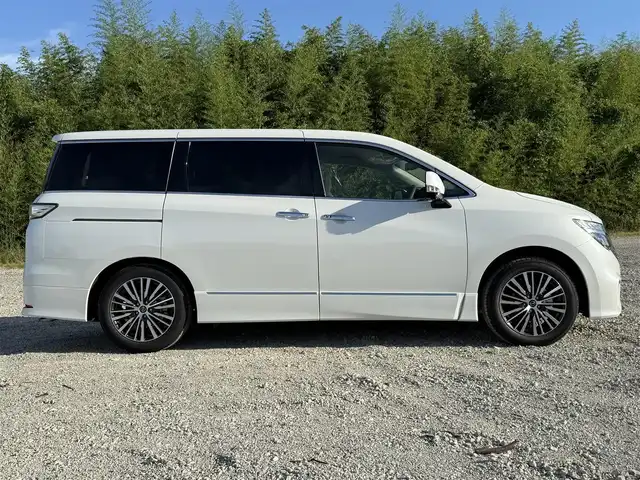 日産 エルグランド 250ハイウェイスターS 兵庫県 2025(令7)年 0.1千km ピュアホワイトパール アラウンドビューモニタ-/BSM/レーダークルコン/レーンキープ/オートハイビーム/両側パワースライドドアパワーバックドア/ハーフレザーシート/Ｗエアコン