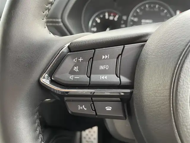 マツダ ＣＸ－８ XD ブラックトーンエディション 熊本県 2023(令5)年 2.7万km ポリメタルグレーM ワンオーナー車/純正ナビ　BT/USB/AppleCarPlay/AndroidAuto/AM/FM/・フルセグTV/全方位カメラ/・バックカメラ/前後ドラレコ/レザーシート/・全席シートヒーター/・D/Nパワーシート/ETC/パワーバックドア/電子パーキングブレーキ/・オートブレーキホールド/本革巻きステアリング/・ステアリングヒーター/・ステアリングリモコン/オートクルーズコントロール/置くだけ充電/プッシュスタート/・スマートキー/ロールサンシェード/全席オートエアコン/・前席デュアルエアコン/純正フロアマット/純正AW/LEDヘッドライト/・オートライト