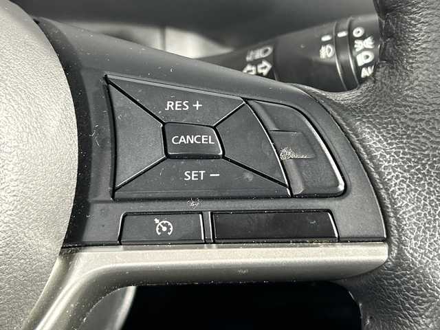 日産 セレナ ハイウェイスター G 神奈川県 2017(平29)年 7.6万km ブリリアントホワイトパール 2トーン エマージェンシーブレーキ/純正9型ナビ/・BT/フルセグTV/CD/DVD/BD/SD/USB/バックカメラ/アイドリングストップ機能/両側電動スライドドア/ハンズフリー/シートヒーター/革巻きステアリングスイッチ/ステアリングスイッチ/Autoライト/クルーズコントロール/ETC/ドライブレコーダー/インテリジェントキー/スペアキー/プッシュスタートボタン/シートリフター/LEDヘッドライト/フォグランプ/純正16インチアルミホイール/純正ドアバイザー