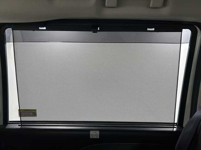 日産 セレナ ハイウェイスター G 神奈川県 2017(平29)年 7.6万km ブリリアントホワイトパール 2トーン エマージェンシーブレーキ/純正9型ナビ/・BT/フルセグTV/CD/DVD/BD/SD/USB/バックカメラ/アイドリングストップ機能/両側電動スライドドア/ハンズフリー/シートヒーター/革巻きステアリングスイッチ/ステアリングスイッチ/Autoライト/クルーズコントロール/ETC/ドライブレコーダー/インテリジェントキー/スペアキー/プッシュスタートボタン/シートリフター/LEDヘッドライト/フォグランプ/純正16インチアルミホイール/純正ドアバイザー