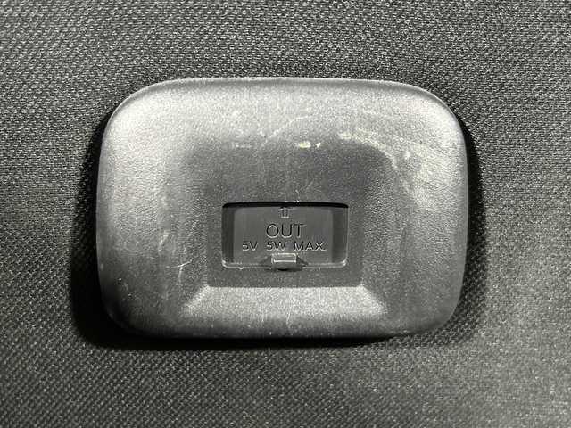 日産 セレナ ハイウェイスター G 神奈川県 2017(平29)年 7.6万km ブリリアントホワイトパール 2トーン エマージェンシーブレーキ/純正9型ナビ/・BT/フルセグTV/CD/DVD/BD/SD/USB/バックカメラ/アイドリングストップ機能/両側電動スライドドア/ハンズフリー/シートヒーター/革巻きステアリングスイッチ/ステアリングスイッチ/Autoライト/クルーズコントロール/ETC/ドライブレコーダー/インテリジェントキー/スペアキー/プッシュスタートボタン/シートリフター/LEDヘッドライト/フォグランプ/純正16インチアルミホイール/純正ドアバイザー