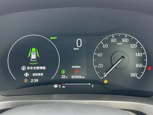 ホンダ ヴェゼル ハイブリッド e:HEV Z 大阪府 2023(令5)年 2.4万km メテオロイドグレーメタリック 純正コネクトナビ/フルセグTV/(AM/FM/AppleCarPlay/Bluetooth)/全方位カメラ/衝突軽減ブレーキ/横滑り防止機能/レーダークルコン/コーナーセンサー/シートヒーター/ステアリングヒーター/パワーバックドア/LEDヘッドライト/オートライト/オートマチックハイビーム/置くだけ充電/ビルトインETC