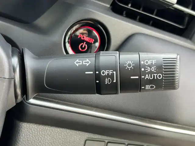 ホンダ ヴェゼル ハイブリッド e:HEV Z 大阪府 2023(令5)年 2.4万km メテオロイドグレーメタリック 純正コネクトナビ/フルセグTV/(AM/FM/AppleCarPlay/Bluetooth)/全方位カメラ/衝突軽減ブレーキ/横滑り防止機能/レーダークルコン/コーナーセンサー/シートヒーター/ステアリングヒーター/パワーバックドア/LEDヘッドライト/オートライト/オートマチックハイビーム/置くだけ充電/ビルトインETC