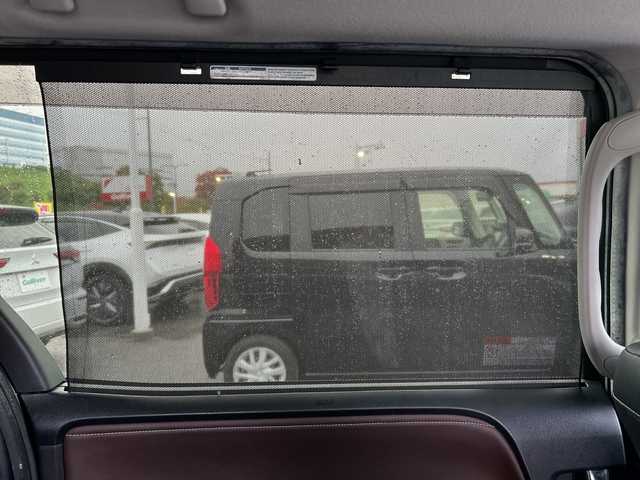 トヨタ エスクァイア ハイブリッド Gi 大阪府 2015(平27)年 4.9万km スパークリングブラックパールクリスタルシャイン 純正9インチナビ/・Bluetooth/フルセグTV/CD/DVD/ラジオ/主要装備/・バックカメラ/・クルーズコントロール/・クリアランスソナー/・アイドリングストップ/・横滑り防止装置/・トラクションコントロール/・両側パワースライドドア/・合皮シート/・シートヒーター/・純正アルミホイール/・純正フロアマット/・LEDヘッドライト/・プッシュスタート/・スマートキー/・ETC