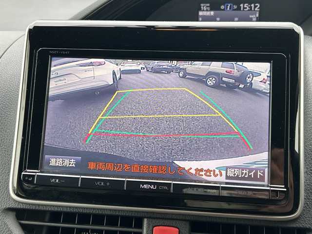 トヨタ エスクァイア ハイブリッド Gi 大阪府 2015(平27)年 4.9万km スパークリングブラックパールクリスタルシャイン 純正9インチナビ/・Bluetooth/フルセグTV/CD/DVD/ラジオ/主要装備/・バックカメラ/・クルーズコントロール/・クリアランスソナー/・アイドリングストップ/・横滑り防止装置/・トラクションコントロール/・両側パワースライドドア/・合皮シート/・シートヒーター/・純正アルミホイール/・純正フロアマット/・LEDヘッドライト/・プッシュスタート/・スマートキー/・ETC