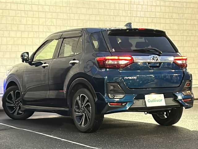 トヨタ ライズ Z 茨城県 2023(令5)年 4.1万km レーザーブルークリスタルシャイン ワンオーナー/モデリスタエアロ/純正9インチディスプレイオーディオ/(BT・USB・ラジオ再生)/レーダークルーズコントロール/レーンアシスト/プリクラッシュセーフティ/コーナーセンサー/シートヒーター/バックカメラ/ETC/ドライブレコーダー/オートライト/LEDヘッドライト/純正17inアルミホイール/純正フロアマット/スマートキー/スペアキー/取扱説明書/保証書