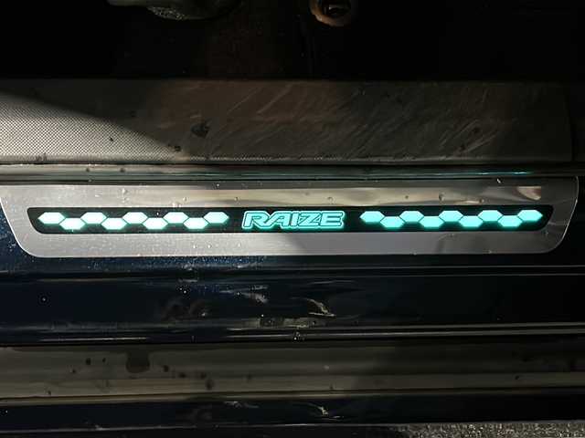 トヨタ ライズ Z 茨城県 2023(令5)年 4.1万km レーザーブルークリスタルシャイン ワンオーナー/モデリスタエアロ/純正9インチディスプレイオーディオ/(BT・USB・ラジオ再生)/レーダークルーズコントロール/レーンアシスト/プリクラッシュセーフティ/コーナーセンサー/シートヒーター/バックカメラ/ETC/ドライブレコーダー/オートライト/LEDヘッドライト/純正17inアルミホイール/純正フロアマット/スマートキー/スペアキー/取扱説明書/保証書