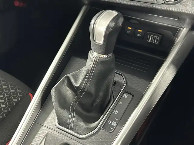 トヨタ ライズ Z 佐賀県 2023(令5)年 4.1万km レーザーブルークリスタルシャイン ワンオーナー/モデリスタエアロ/純正9インチディスプレイオーディオ/ワンセグTV/Androidauto/Applecarplay/Bluetooth/バックカメラ/衝突被害軽減システム/レーダークルーズコントロール/レーンアシスト/ブラインドスポットモニター/コーナーセンサー/横滑り防止装置/先行車発進告知機能/ふらつき警報/オートライト/オートマチックハイビーム/LEDヘッドライト/電子パーキング/ブレーキホールド/ビルトインETC/前後ドライブレコーダー/運転席・助手席シートヒーター/純正フロアマット/純正１７インチアルミホイール/アイドリングストップ/スマートキー/プッシュスタート