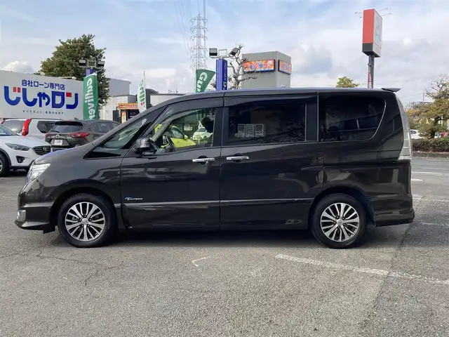 日産 セレナ