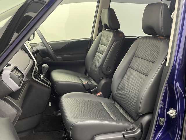 日産 セレナ ハイウェイスター V 栃木県 2021(令3)年 1.8万km アズライトブルー 両側パワースライドドア/メーカー10型ナビ/  CD/DVD/Blu-ray/Bluetooth/AM/FM/フルセグTV/アラウンドビューモニター/ETC/デジタルインナーミラー/純正ドライブレコーダー/プロパイロット/エマージェンシーブレーキ/車線逸脱警報/標識検知機能/後側方車両検知警報/オートライト/防水シート/シートヒーター/ステアリングヒーター/プッシュスタート/スマートキー/スペアキー×１/純正16インチアルミホイール