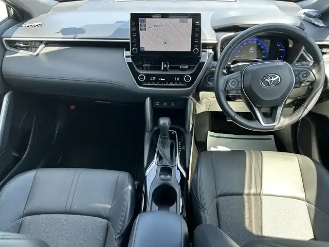 トヨタ カローラ クロス ハイブリッド Z 奈良県 2023(令5)年 2.5万km スパークリングブラックパールクリスタルシャイン 純正９インチディスプレイオーディオ　/BT/USB/全方位カメラ　/モデリスタエアロ　/ワンオーナー　/パノラマルーフ　/ハーフレザーシート　/シートヒーター　/パワーシート/前後ドライブレコーダー　/前後コーナーセンサー　/ビルトインＥＴＣ/HUD/スマートキー/追従型クルーズコントロール/電動リアゲート/衝突被害軽減システム/LEDヘッドライト/AUTOHOLD/純正18インチアルミホイール/純正フロアマット