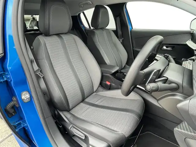 プジョー ２０８ アリュール 東京都 2022(令4)年 1.4万km 青 純正ナビ/バックカメラ/フルセグTV/コーナーセンサー/純正16インチアルミホイール/apple car play/Android Auto/ACC/ドライブレコーダー/ETC