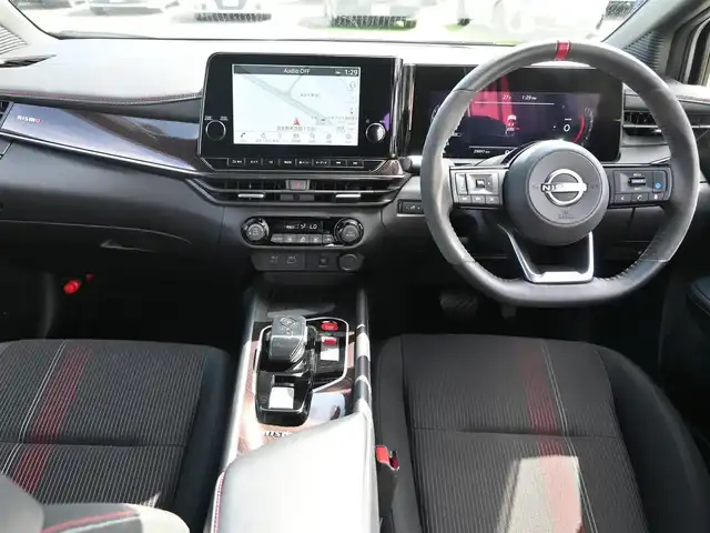 日産 オーラ ニスモ 千葉県 2023(令5)年 3万km ピュアホワイトパール / スーパーブラック 2トーン エマージェンシーブレーキ/プロパイロット/インテリジェントクルーズコントロール/インテリジェントルームミラー/純正ニスモエアロ/純正コネクトナビ/地デジTV/【Bluetooth接続】/アラウンドビューモニター/ドライブレコーダー（前後撮影）【HDR361GW】/コンビハンドル/ステアリングスイッチ/ETC（2.0）/LEDヘッドライト/フォグライト/ウインカーミラー/コーナーセンサー/純正17インチアルミホイル/サイド/カーテンエアバッグ/インテリジェントキー