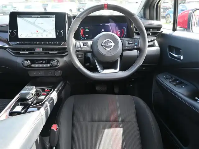 日産 オーラ ニスモ 千葉県 2023(令5)年 3万km ピュアホワイトパール / スーパーブラック 2トーン エマージェンシーブレーキ/プロパイロット/インテリジェントクルーズコントロール/インテリジェントルームミラー/純正ニスモエアロ/純正コネクトナビ/地デジTV/【Bluetooth接続】/アラウンドビューモニター/ドライブレコーダー（前後撮影）【HDR361GW】/コンビハンドル/ステアリングスイッチ/ETC（2.0）/LEDヘッドライト/フォグライト/ウインカーミラー/コーナーセンサー/純正17インチアルミホイル/サイド/カーテンエアバッグ/インテリジェントキー