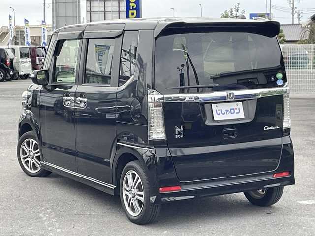 ホンダ Ｎ ＢＯＸ カスタム G Lパッケージ 茨城県 2017(平29)年 7.7万km クリスタルブラックパール (株)IDOMが運営する【じしゃロン水戸店】の自社ローン専用車両になりますこちらは現金またはオートローンご利用時の価格です。自社ローンご希望の方は別途その旨お申付け下さい/社外SDナビ/フルセグ/パワースライドドア/純正14インチアルミホイール/バックカメラ/ドライブレコーダ/ETC