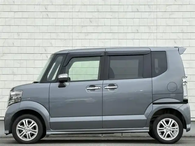ホンダ Ｎ ＢＯＸ カスタム G Lパッケージ 岩手県 2012(平24)年 5.3万km ポリッシュドメタルメタリック 禁煙車/4WD/純正フリップダウンモニター/片側パワースライドドア/純正ナビ/→フルセグTV/Bluetooth/CD/DVD/FM/AM/バックカメラ/ステアリングスイッチ/横滑り防止装置/オートライト/フォグライト/〇プッシュスタート/〇電動格納ミラー/〇ウィンカーミラー/〇ドアバイザー/〇フロアマット/〇シガーソケット/〇スマートキー/スペアキー/ETC/冬タイヤ社外アルミホイール車載/→7mm×4本