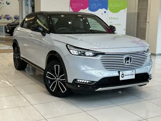 ホンダ ヴェゼル ハイブリッド e:HEV PLaY 埼玉県 2022(令4)年 3.8万km プレミアムサンライトホワイトパール ホンダセンシング/純正9インチコネクトディスプレイ/　　BT/フルセグ/カープレイ/バックカメラ/パワーバックドア/レーダークルーズコントロール/レーンキープアシスト/LEDヘッドライト/ハーフレザーシート/シートヒーター/純正18インチアルミホイール/パノラマルーフ/パドルシフト/ワイヤレス充電/オートブレーキホールド/ステアリングヒーター/ETC2.0/スマートキー/禁煙車