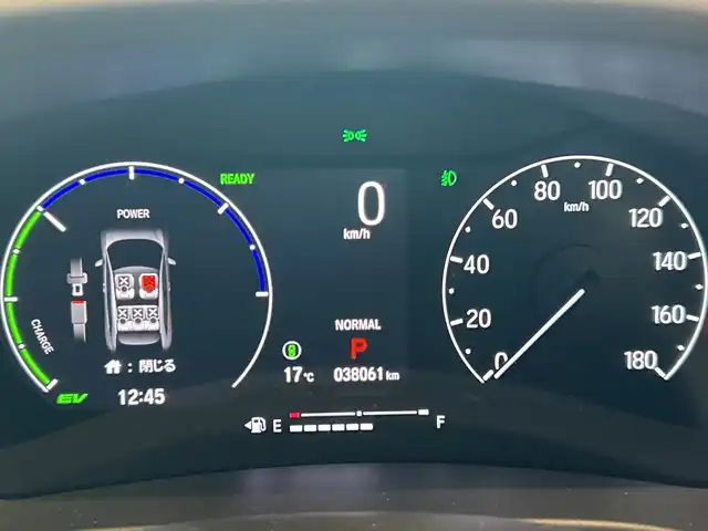 ホンダ ヴェゼル ハイブリッド e:HEV PLaY 埼玉県 2022(令4)年 3.8万km プレミアムサンライトホワイトパール ホンダセンシング/純正9インチコネクトディスプレイ/　　BT/フルセグ/カープレイ/バックカメラ/パワーバックドア/レーダークルーズコントロール/レーンキープアシスト/LEDヘッドライト/ハーフレザーシート/シートヒーター/純正18インチアルミホイール/パノラマルーフ/パドルシフト/ワイヤレス充電/オートブレーキホールド/ステアリングヒーター/ETC2.0/スマートキー/禁煙車
