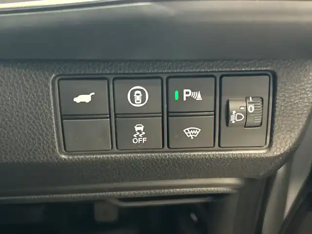 ホンダ ヴェゼル ハイブリッド e:HEV PLaY 埼玉県 2022(令4)年 3.8万km プレミアムサンライトホワイトパール ホンダセンシング/純正9インチコネクトディスプレイ/　　BT/フルセグ/カープレイ/バックカメラ/パワーバックドア/レーダークルーズコントロール/レーンキープアシスト/LEDヘッドライト/ハーフレザーシート/シートヒーター/純正18インチアルミホイール/パノラマルーフ/パドルシフト/ワイヤレス充電/オートブレーキホールド/ステアリングヒーター/ETC2.0/スマートキー/禁煙車