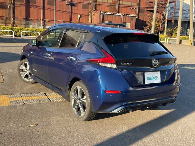 日産 リーフ G 新潟県 2018(平30)年 9.7万km オーロラフレアブルーパール プロパイロット/ステアリングヒーター/ブラインドスポットモニター/e-Pedal/シートヒーター/デジタルインナーミラー
