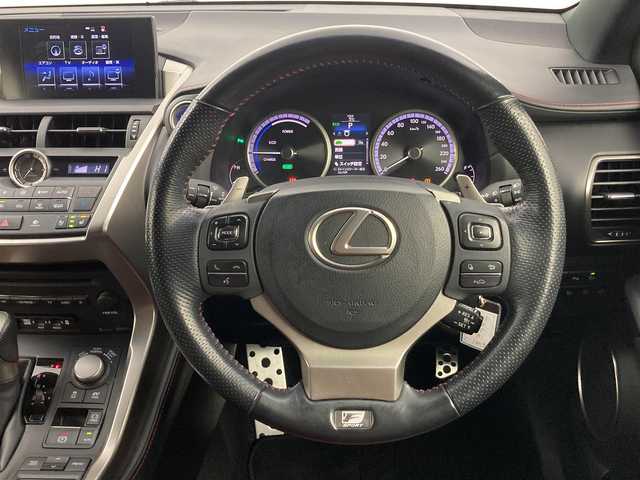 レクサス ＮＸ 300h Fスポーツ 大分県 2015(平27)年 6.2万km レッドマイカクリスタルシャイン 純正SDナビ　フルセグTV Bluetooth Blu-ray DVD再生/パノラミックビューモニター/プリクラッシュセーフティ/ブラインドスポットモニター/レーダークルーズコントロール/オートマチックハイビーム/コーナーセンサー/前席シートベンチレーション・シートヒーター/前席パワーシート/前後ドライブレコーダー/ステアリングヒーター/ステアリングスイッチ/パドルシフト/電子パーキングブレーキ/オートホールド/フロアマット/ドアバイザー/プッシュスタート/スマートキー