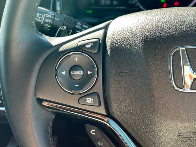 ホンダ シャトル ハイブリッド Z ホンダセンシング 茨城県 2022(令4)年 2.1万km プラチナホワイトパール ワンオーナー/社外8インチナビ/フルセグTV/CD/DVD/Bluetooth/ETC/バックカメラ/衝突軽減ブレーキ/誤発進抑制機能/近距離衝突軽減ブレーキ/歩行者事故低減ステアリング/路外逸脱抑制機能/アダプティブクルーズコントロール/レーンキープアシスト/先行車発進お知らせ機能/標識認識機能/オートハイビーム/ハーフレザーシート/前席シートヒーター/スマートキー/スペアキー×１/ステアリングスイッチ/パドルシフト/純正16インチアルミホイール/保証書・取扱説明書