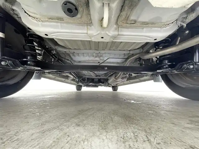 ホンダ Ｎ ＯＮＥ G Lパッケージ 千葉県 2013(平25)年 5.5万km プレミアムホワイトパール スマートフォン連携ディスプレイオーディオ/　HDMI接続/バックカメラ/ETC/HIDヘッドライト/純正フロアマット/ベンチシート/シートリフター/ドアバイザー/プッシュスタート/スマートキー/スペアキー