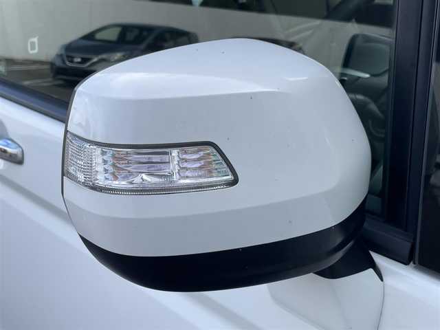 ホンダ ステップワゴン スパーダ Z 新潟県 2013(平25)年 5.3万km ホワイトオーキッドパール メモリナビ/ワンセグテレビ/バックカメラ/フリップダウンモニター/アイドリングストップ/ウィンカーミラー/ドアバイザー/両側パワースライドドア/ETC
