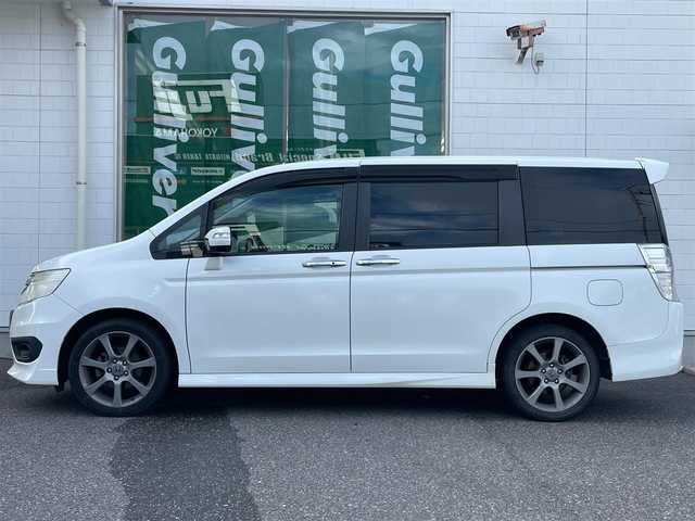 ホンダ ステップワゴン スパーダ Z 新潟県 2013(平25)年 5.3万km ホワイトオーキッドパール メモリナビ/ワンセグテレビ/バックカメラ/フリップダウンモニター/アイドリングストップ/ウィンカーミラー/ドアバイザー/両側パワースライドドア/ETC