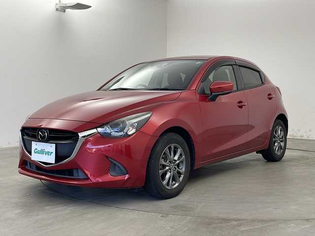 マツダ デミオ 13S ツーリング 兵庫県 2017(平29)年 7.1万km ソウルレッドプレミアムメタリック ・純正ナビ&Bluetooth&CD/DVD&TV/・ETC/・レーダークルーズコントロール/・衝突被害軽減システム/・レーンキープアシスト/・ブラインドスポットモニター/・純正フロアマット/・シートヒーター（運転席・助手席）/・純正15インチアルミホイール/・ABS/・横滑り防止機能/・オートライト/・オートマチックハイビーム/・LEDヘッドライト/・W＋サイドエアバック/・カーテンエアバック/・アイドリングストップ/・MTモード付AT/・スマートキー/・ヘッドアップディスプレイ