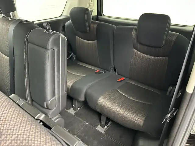 日産 セレナ HWS S HV Vセレ +Sefty 福岡県 2015(平27)年 8.5万km 黒 禁煙車　/両側パワースライドドア　/フリップダウンモニター　/アラウンドビューモニター　/純正ナビ　/フルセグＴＶ/CD/DVD/BT/AUX　/ＥＴＣ　/ＬＥＤライト　/フォグライト　/スマートキー　/クルーズコントロール/クリアランスソナー/スペアキー有り