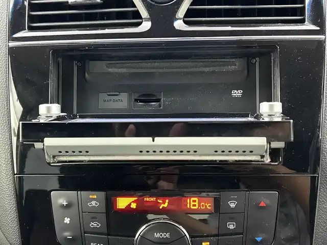 日産 セレナ HWS S HV Vセレ +Sefty 福岡県 2015(平27)年 8.5万km 黒 禁煙車　/両側パワースライドドア　/フリップダウンモニター　/アラウンドビューモニター　/純正ナビ　/フルセグＴＶ/CD/DVD/BT/AUX　/ＥＴＣ　/ＬＥＤライト　/フォグライト　/スマートキー　/クルーズコントロール/クリアランスソナー/スペアキー有り