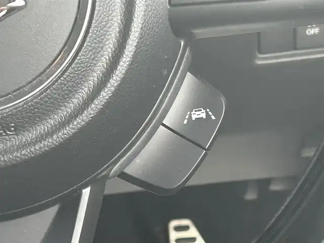 スズキ スイフト スポーツ 山形県 2019(令1)年 7.9万km ピュアホワイトP 純正ナビ/フルセグTV/FM/AM/DVD/Bluetooth/パドルシフト/クルーズコントロール/全方位バックカメラ/横ブレ防止装置/衝突軽減ブレーキ/逸脱防止装置/盗難防止装置/ヒートヒーター（D）/LEDライト/AUTOライト/フォグランプ/純正マット/純正バイザー/USB端子/ETC