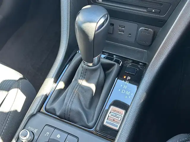 マツダ ＣＸ－３ 20S 岩手県 2019(令1)年 1.9万km スノーフレイクホワイトパールマイカ マツダコネクトナビ　全周囲カメラ　Ｂｌｕｅｔｏｏｔｈ　ＤＶＤ再生　ＵＳＢ入力接続端子　フルセグ　純正１８インチアルミホイール　オートホールド　ＬＥＤオートライト　スマートキー　ＭＴモード付ＡＴ