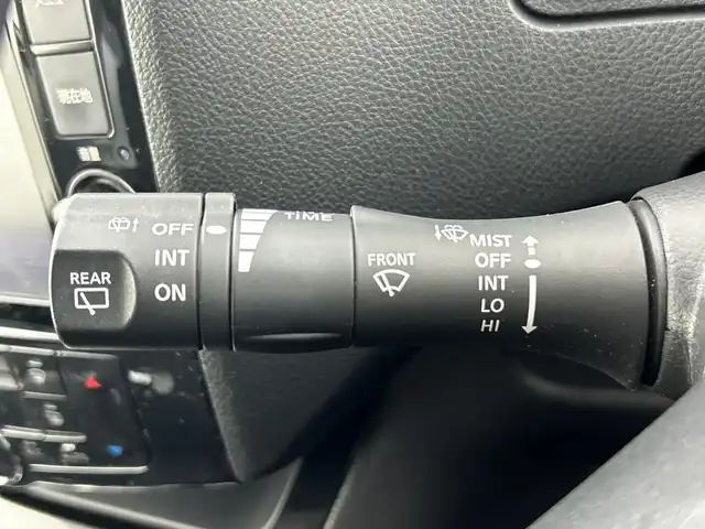 日産 セレナ ハイウェイスター S HV Vセレ 愛知県 2013(平25)年 6.2万km ブリリアントホワイトパール 禁煙車/純正7インチナビ/（CD/DVD/Bluetooth/ワンセグTV/SD)/バックカメラ/フリップダウンモニター/サンルーフ/クルーズコントロール/ドライブレコーダー/ETC/両側パワースライドドア/純正16インチアルミホイール/純正フロアマット/スマートキー/プッシュスタート/横滑り防止装置/オートエアコン
