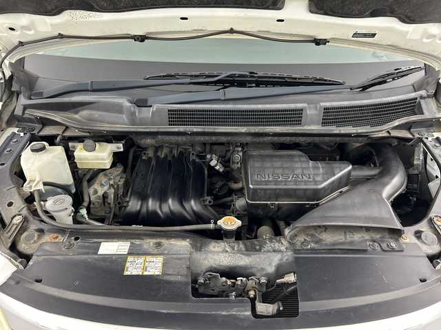 日産 セレナ ハイウェイスター S HV Vセレ 愛知県 2013(平25)年 6.2万km ブリリアントホワイトパール 禁煙車/純正7インチナビ/（CD/DVD/Bluetooth/ワンセグTV/SD)/バックカメラ/フリップダウンモニター/サンルーフ/クルーズコントロール/ドライブレコーダー/ETC/両側パワースライドドア/純正16インチアルミホイール/純正フロアマット/スマートキー/プッシュスタート/横滑り防止装置/オートエアコン