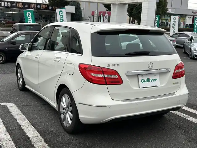 メルセデス・ベンツ Ｂ１８０ 埼玉県 2014(平26)年 15.9万km カルサイトホワイト 純正ナビ/　(FM/AM)/バックカメラ/フルセグ/ETC/クリアランスソナー/パドルシフト/電子パーキングシステム/オートLEDライト/純正フロアマット/盗難防止装置/純正16インチアルミホイール