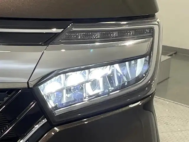 ホンダ Ｎ ＢＯＸ カスタム G L ターボ ホンダセンシング 愛知県 2019(令1)年 2.7万km プレミアムグラマラスブロンズP 純正ナビ【VXM-204VFi】/両側パワースライドドア/レーダークルーズコントロール/衝突軽減ブレーキ/先行車発進告知/クリアランスソナー/車線逸脱警報/パドルシフト/シートヒーター/ハーフレザーシート/バックカメラ/ビルトインＥＴＣ/ＬＥＤヘッドライト/ISOFIX/チップアップアシート/純正フロアマット/純正15インチアルミホイール