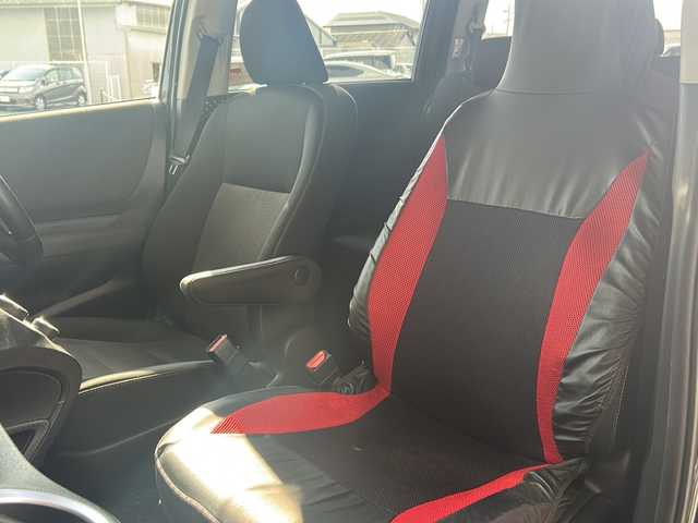 トヨタ シエンタ ハイブリッド G 愛知県 2019(平31)年 8.7万km ブラックマイカ 登録時走行距離86747km/純正7インチSDナビ/(Bluetooth/フルセグTV/DVD)/パラノミックビューモニター/ドラレコ前後/クリアランスソナー/トヨタセーフティーセンス/プリクラッシュセーフティー/レーンディパーチャーアラート/誤発信抑制機能/オートマチックハイビーム/レーダークルーズコントロール/両側パワスラ/R15インチスタッドレスタイヤ×4積み込み/ビルドイン2.0ETC/ステアリングスイッチ/2.1Aアクセサリー×2/純正ドアバイザー/純正フロアマット/プッシュスタート/スマートキー/(スペアキー×1)/取説/保証書