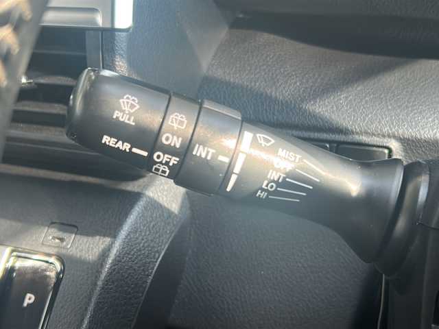 トヨタ シエンタ ハイブリッド G 愛知県 2019(平31)年 8.7万km ブラックマイカ 登録時走行距離86747km/純正7インチSDナビ/(Bluetooth/フルセグTV/DVD)/パラノミックビューモニター/ドラレコ前後/クリアランスソナー/トヨタセーフティーセンス/プリクラッシュセーフティー/レーンディパーチャーアラート/誤発信抑制機能/オートマチックハイビーム/レーダークルーズコントロール/両側パワスラ/R15インチスタッドレスタイヤ×4積み込み/ビルドイン2.0ETC/ステアリングスイッチ/2.1Aアクセサリー×2/純正ドアバイザー/純正フロアマット/プッシュスタート/スマートキー/(スペアキー×1)/取説/保証書